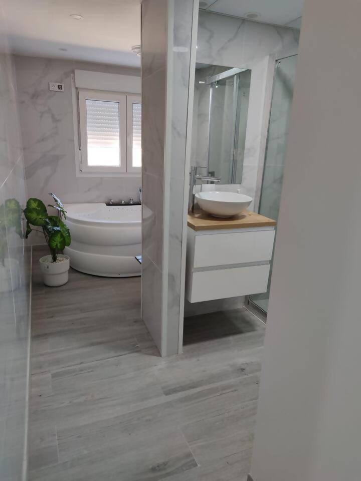 Apartamento Con Jacuzzi El Rincon De Las Delicias 사라고사 외부 사진